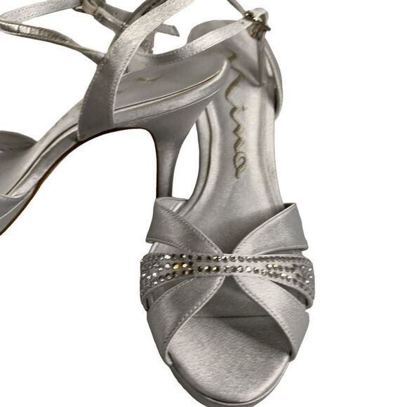 Nina Women's size 8  Silver mettallic Clear Crystal Strappy Sling back 4" Sandal - Picture 1 of 12